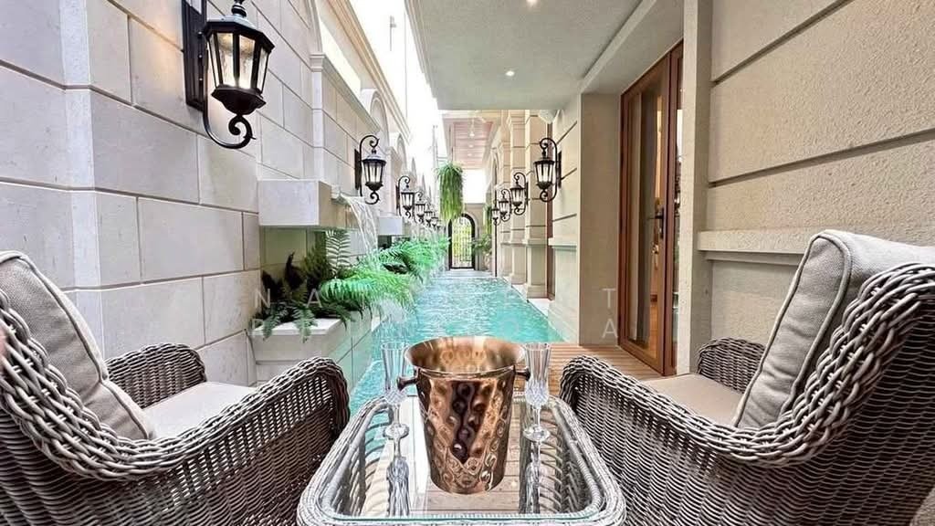 House in Bangkok, Krung Thep Maha Nakhon, Thailand 2 - 18262382