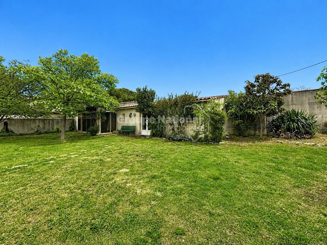 House in La Plaine, Beaucaire, France 3 - 18265772
