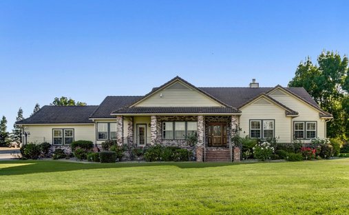 House in Wilton, California, United States 1