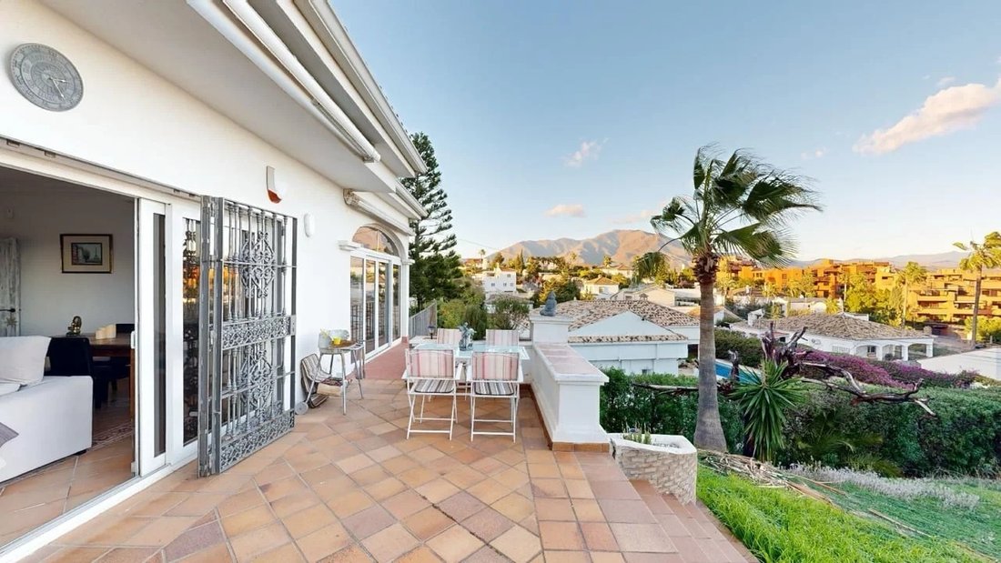 Villa in Buenas Noches, Estepona, Spain 2 - 18265454