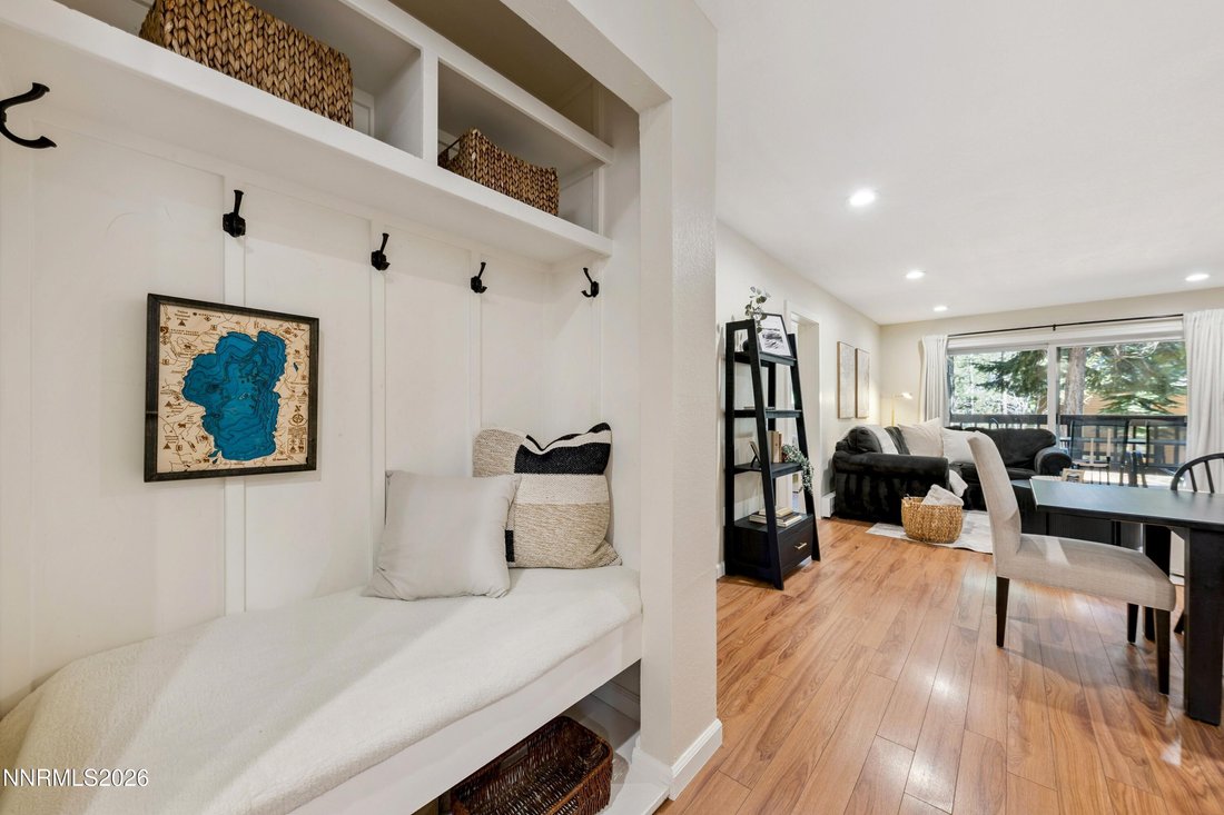 Condo in Incline Village, Nevada, United States 5 - 18260164