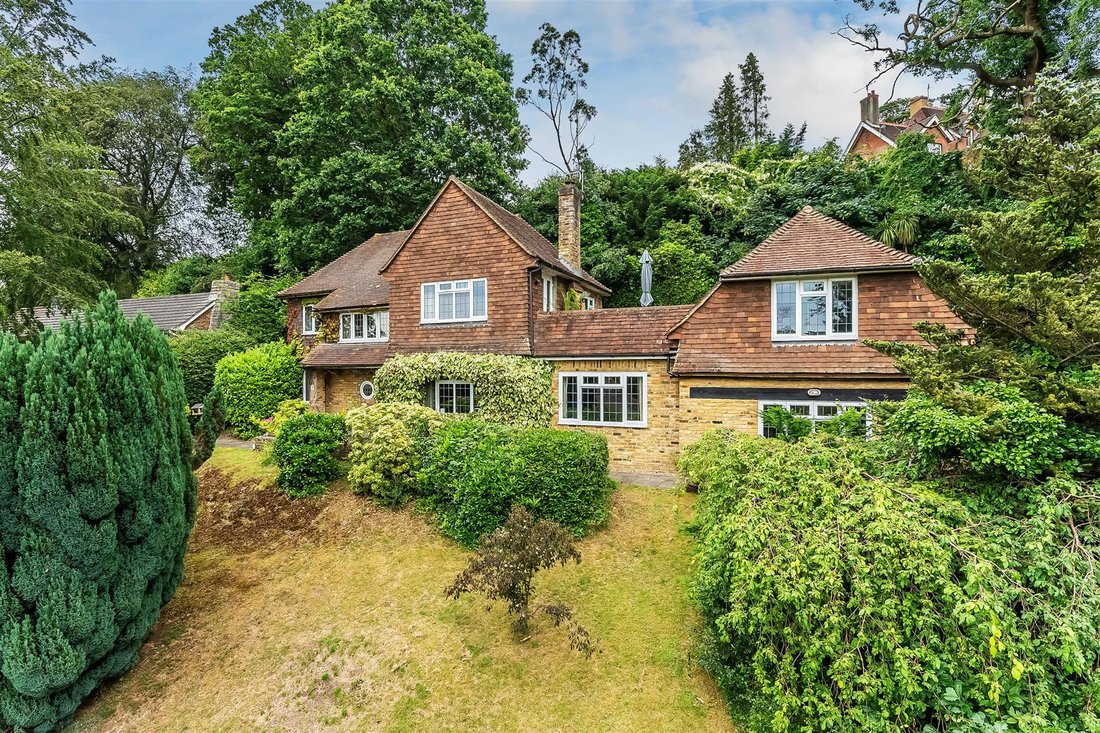 House in Dorking, England 1 - 18265409