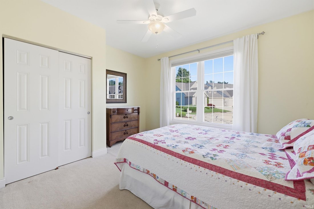 Condo in Bloomington, Indiana, United States 3 - 18262125