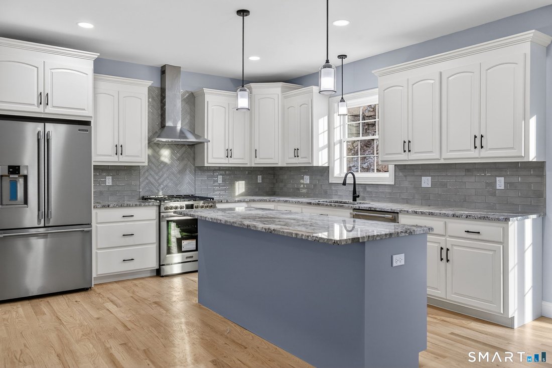 House in Manchester, Connecticut, United States 3 - 18266467