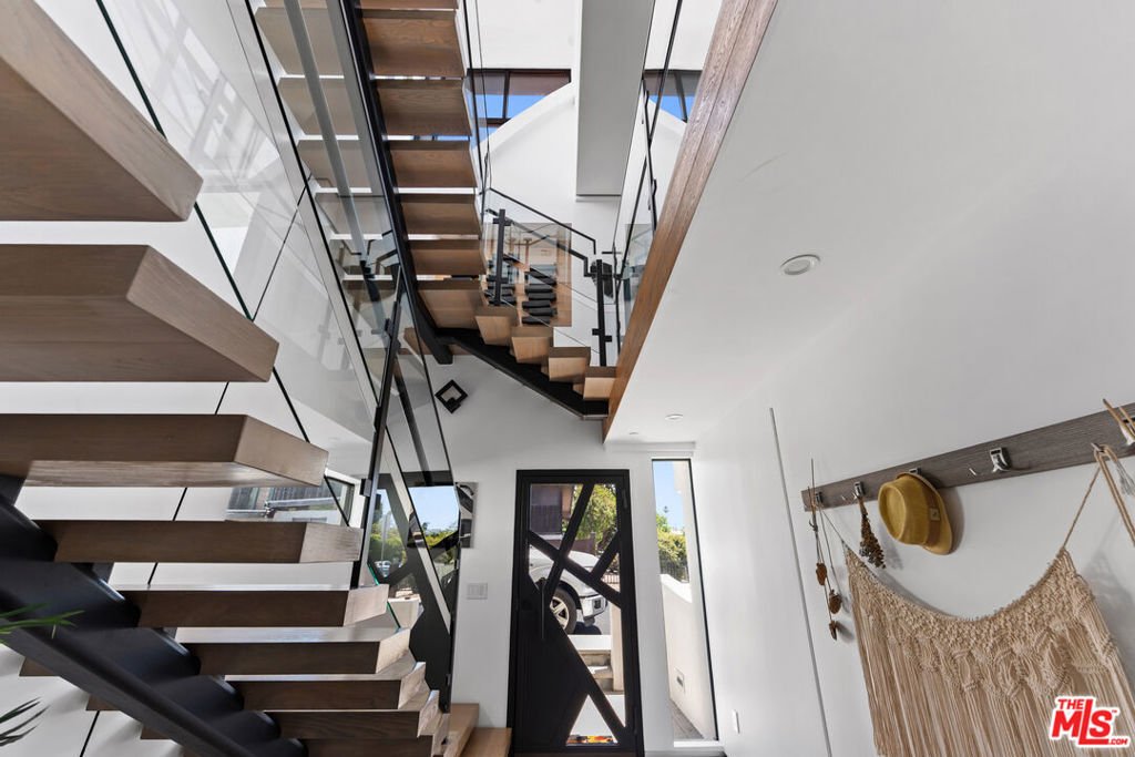 House in Los Angeles, California, United States 2 - 18263681
