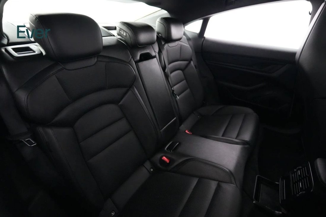 Sedan in San Francisco, CA, United States 5 - 17927566