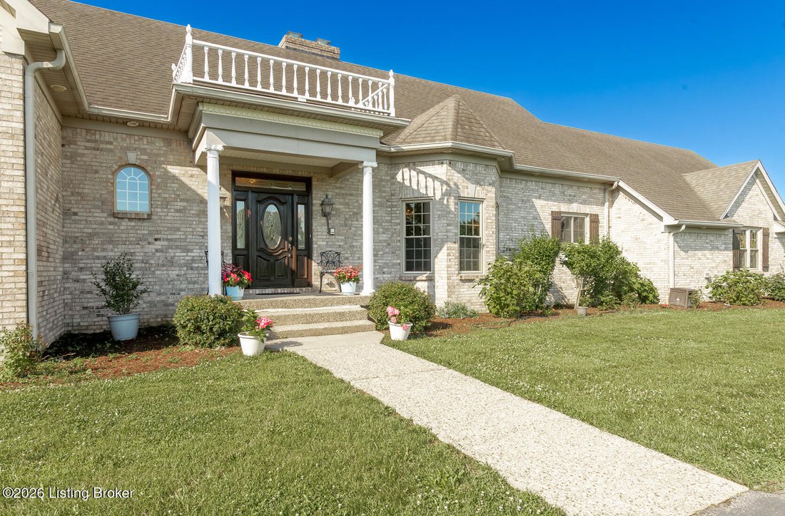 Farm Ranch in Shelbyville, Kentucky, United States 3 - 18261037