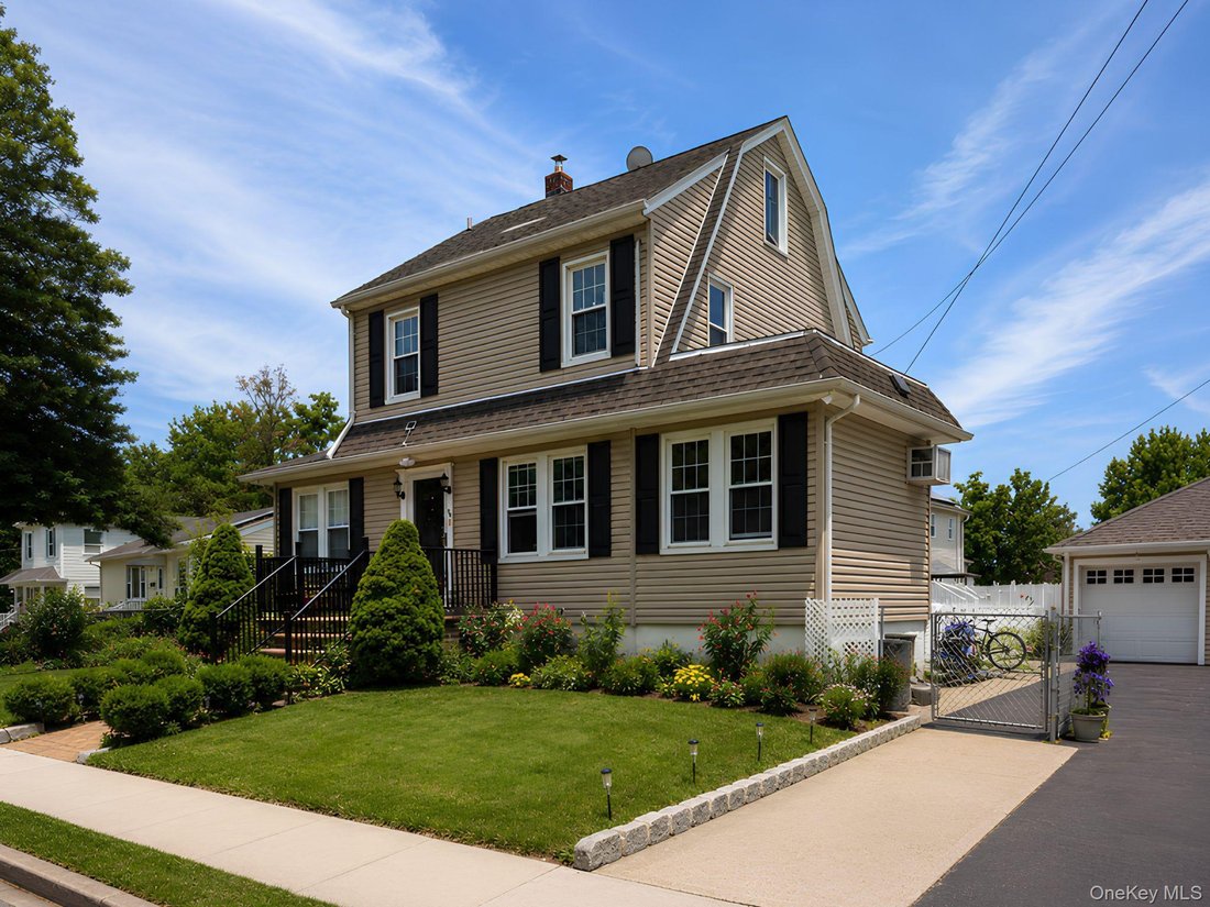 House in Valley Stream, New York, United States 2 - 18263808