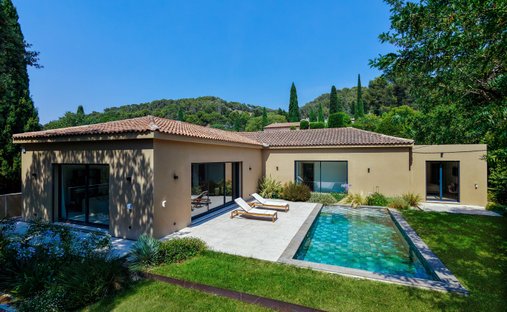 House in Le Tholonet, Provence-Alpes-Côte d'Azur, France 1