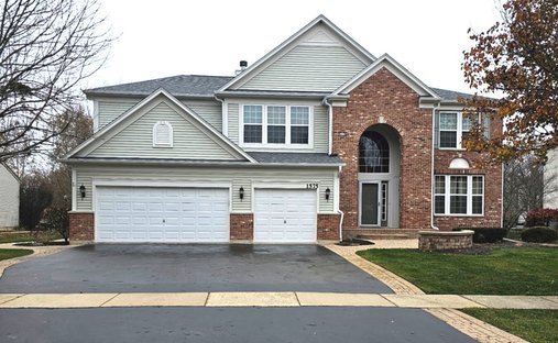 House in Lindenhurst, Illinois, United States 1
