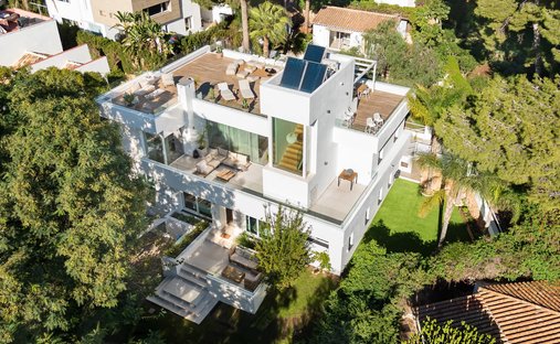 Villa in Puerto Banus, Marbella, Spain 1