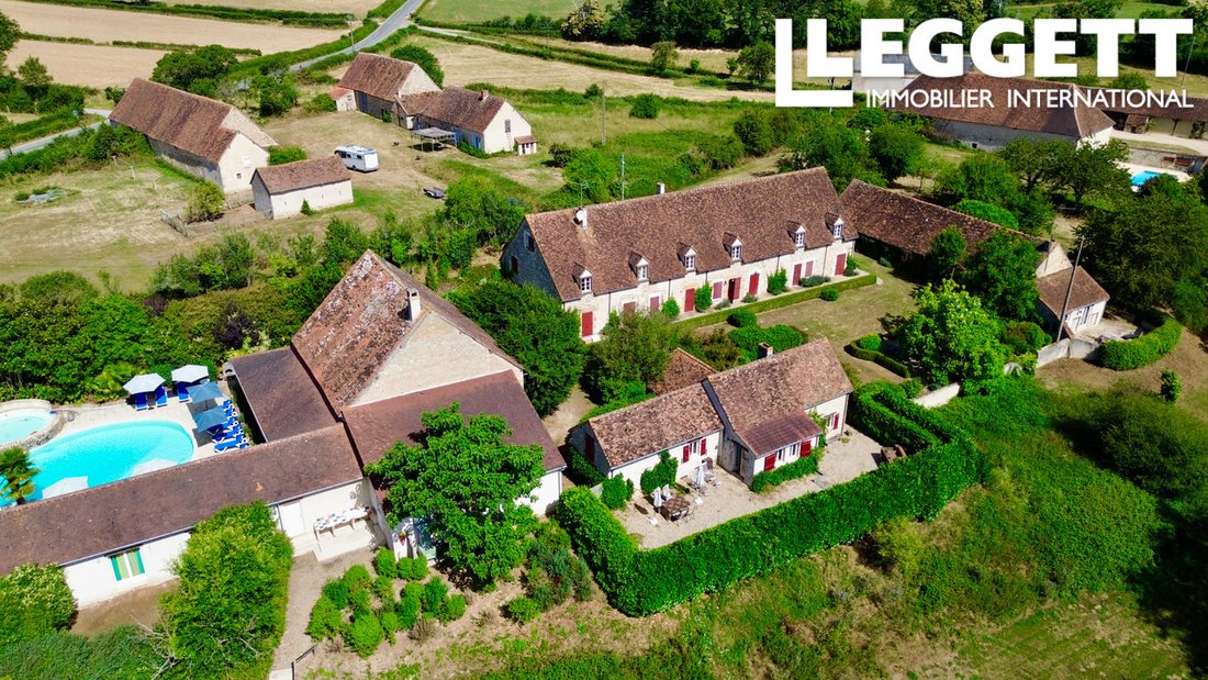 Villa à Coulonges-les-Hérolles, Nouvelle-Aquitaine, France 1 - 18266299