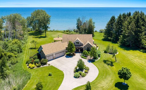 House in Manitowoc, Wisconsin, United States 1