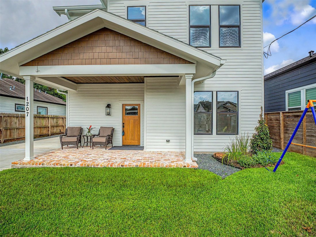House in Houston, Texas, United States 2 - 17946443