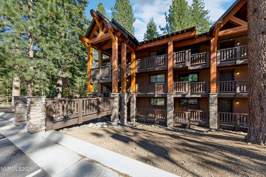 Condo in Incline Village, Nevada, United States 3 - 18260164