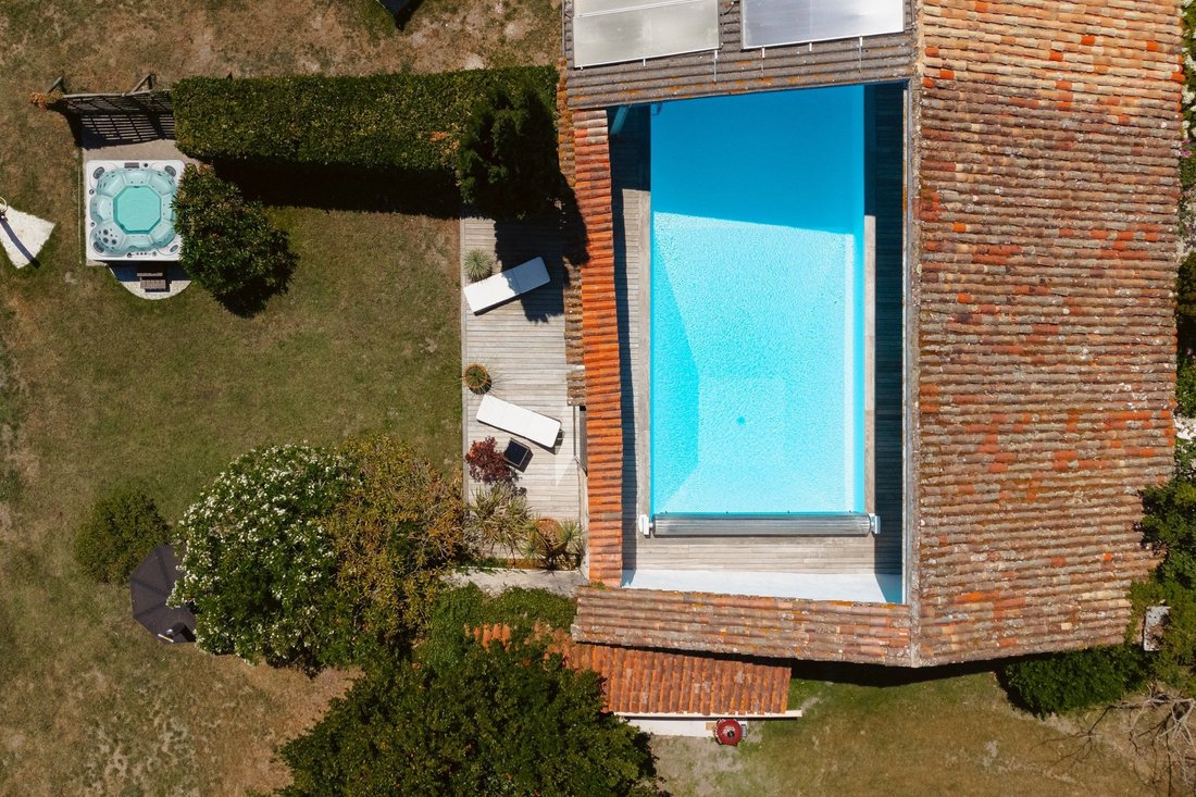 Estate in Chaillevette, Nouvelle-Aquitaine, France 2 - 18261208