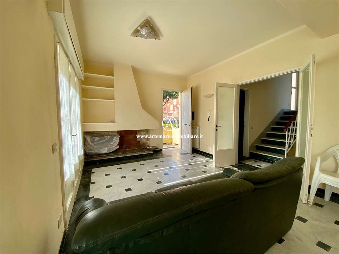 Villa in Fiumetto, Pietrasanta, Italy 4 - 12916654