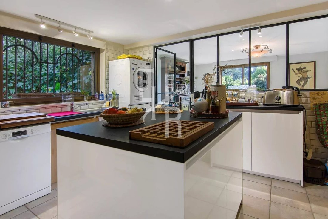 Villa in Mougins, Provence-Alpes-Côte d'Azur, France 5 - 18261956
