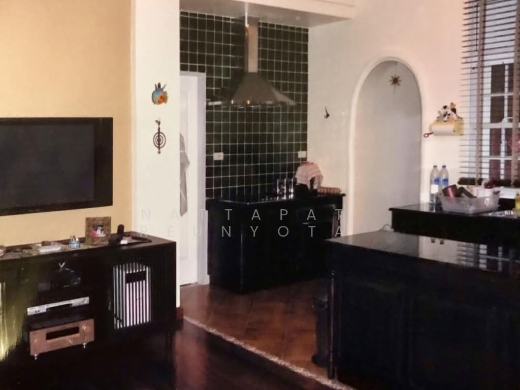 House in Bangkok, Krung Thep Maha Nakhon, Thailand 3 - 18262728