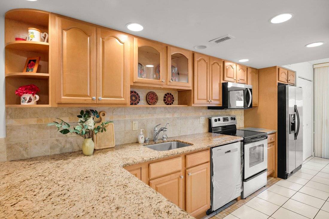 Townhouse in Islamorada, Florida, United States 3 - 18263149
