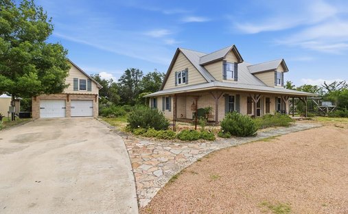 House in Bandera, Texas, United States 1