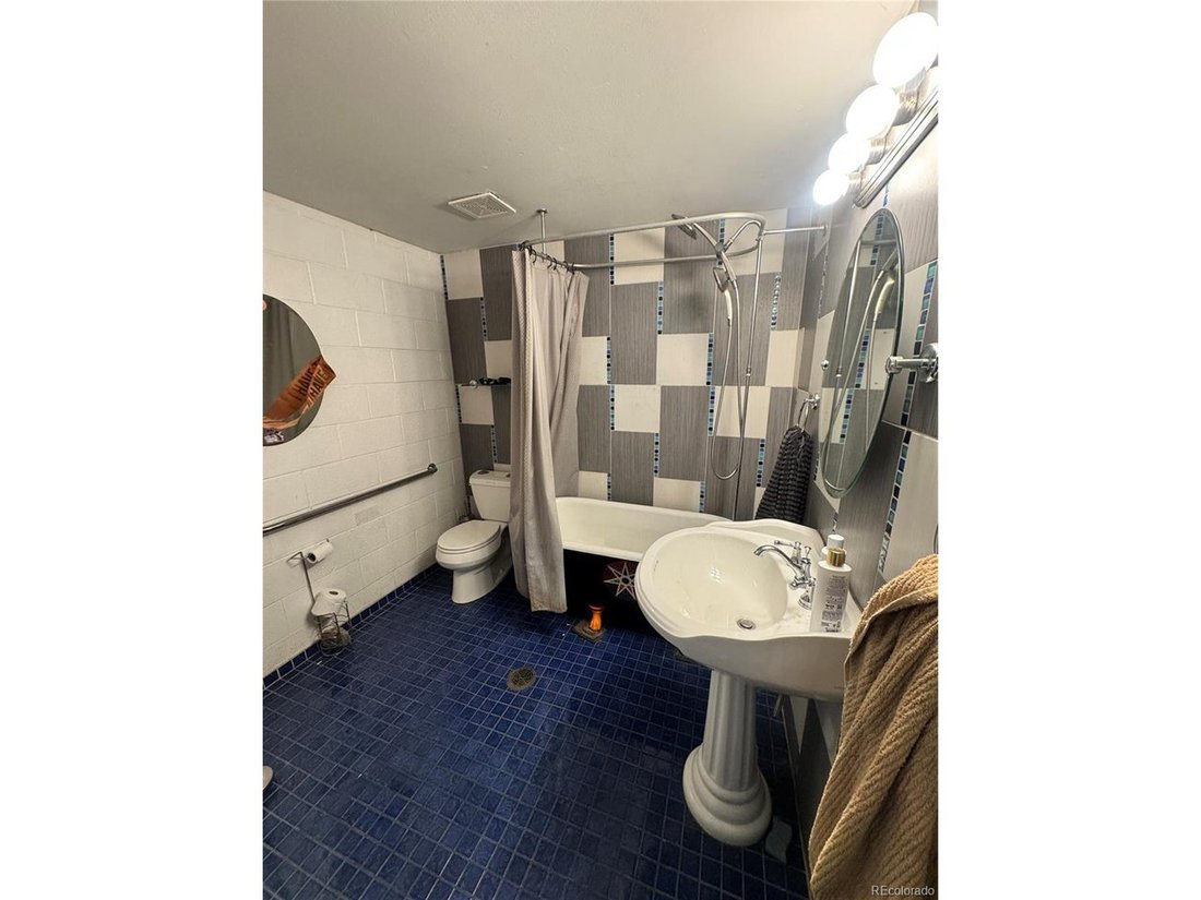 House in Denver, Colorado, United States 5 - 18264082