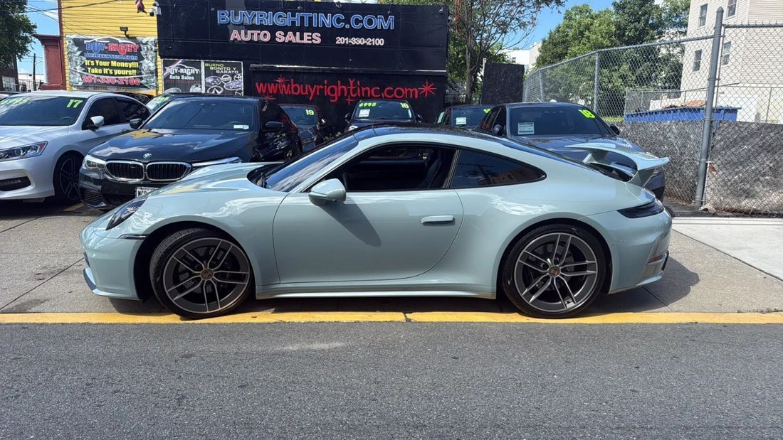 Coupe in Union City, NJ, United States 5 - 17231500