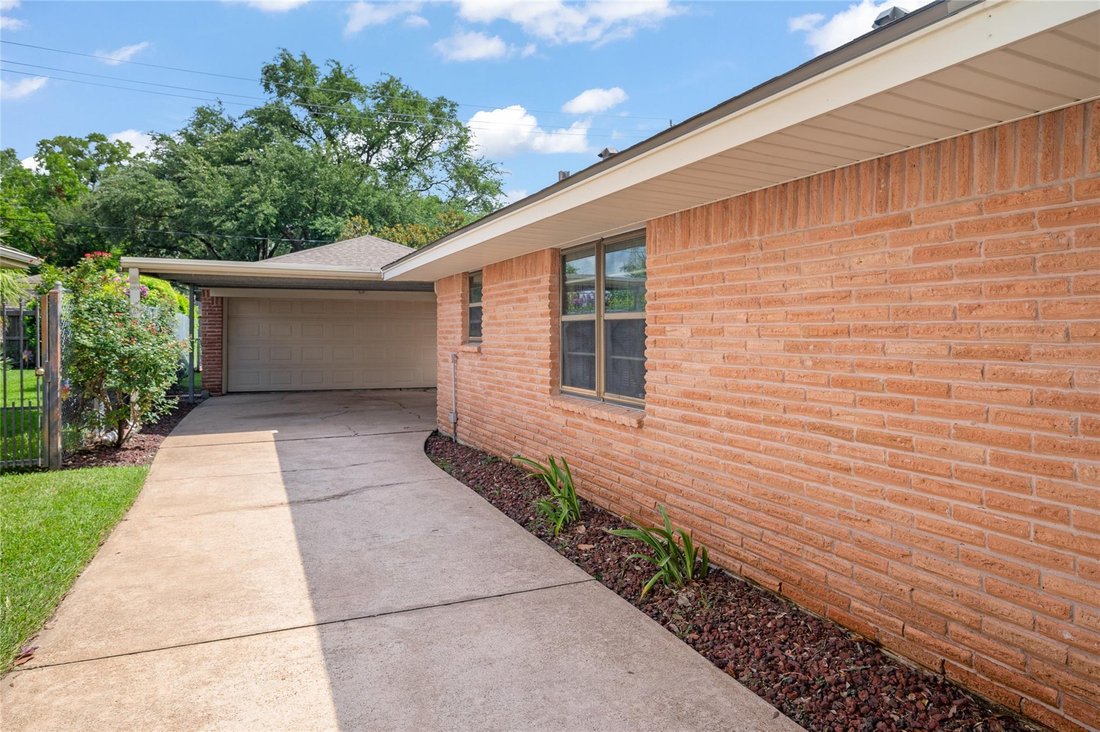 House in Houston, Texas, United States 5 - 18265116