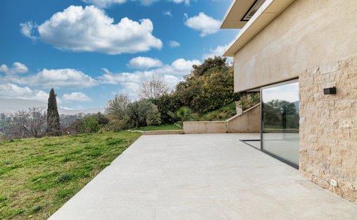 Villa in Nice, Provence-Alpes-Côte d'Azur, France 1