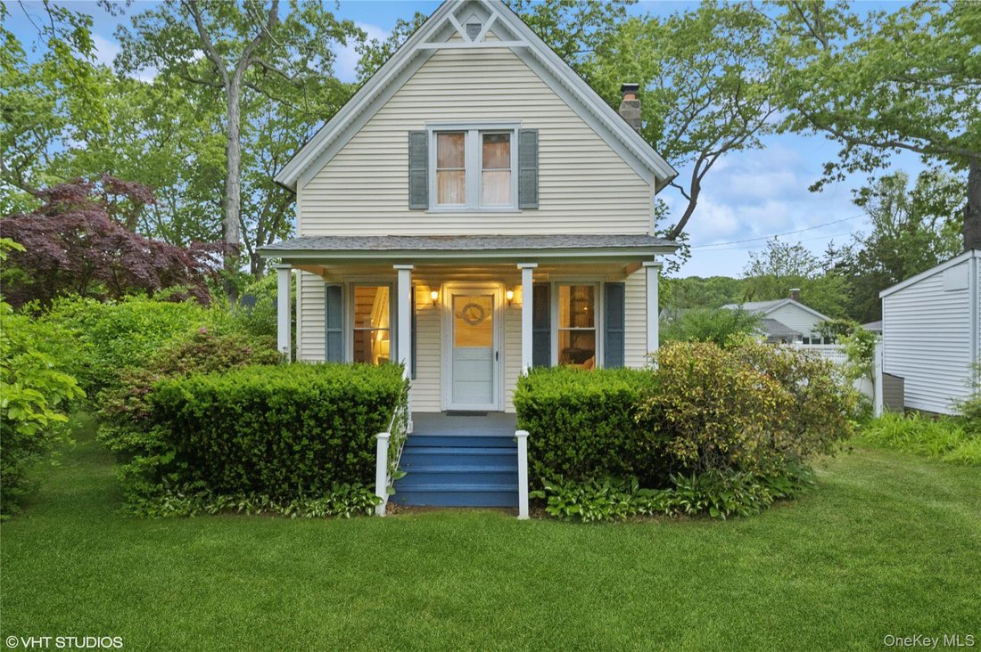 House in Peconic, New York, United States 1 - 18261716