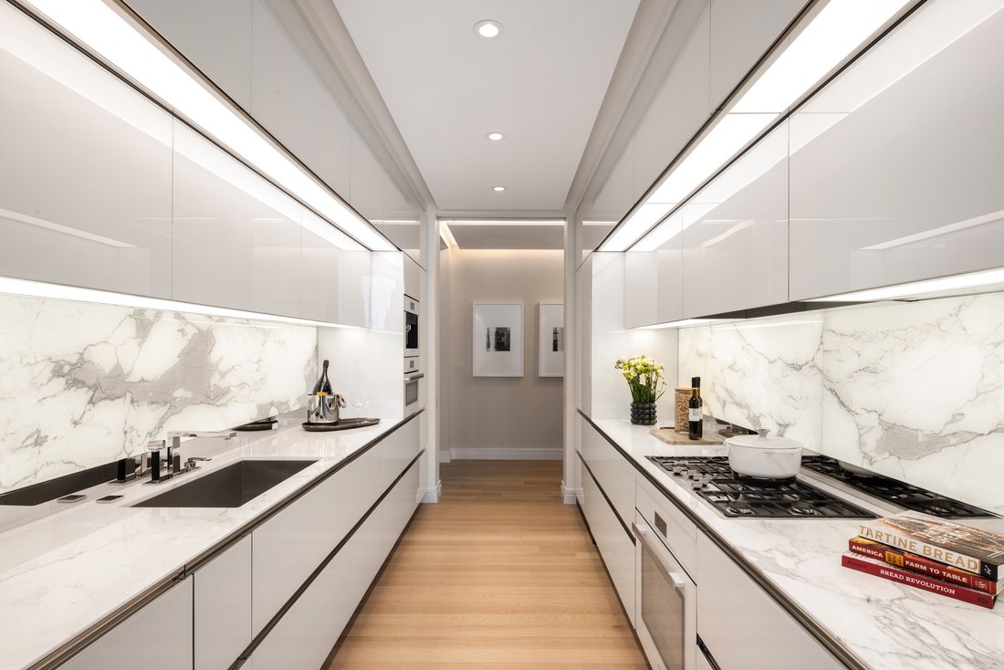 Condo in New York, New York, United States 4 - 18261732