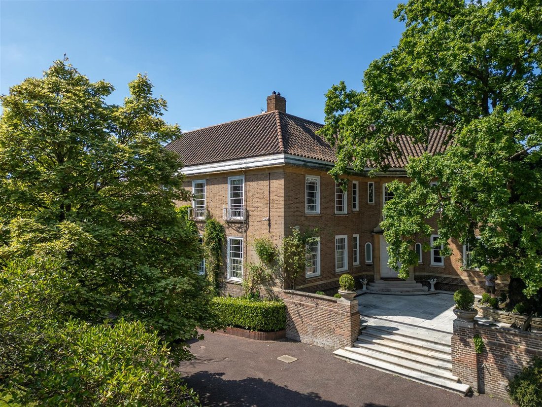 House in Hampstead, Camden, England 4 - 18265376