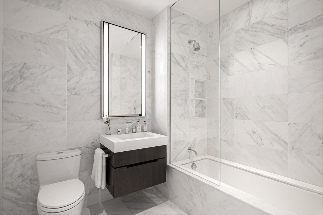 Condo in New York, New York, United States 5 - 18261745