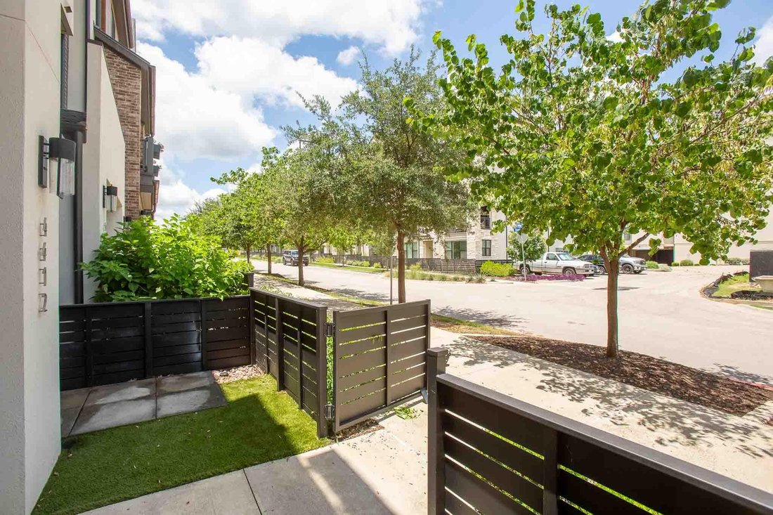 Condo in Austin, Texas, United States 3 - 18260779