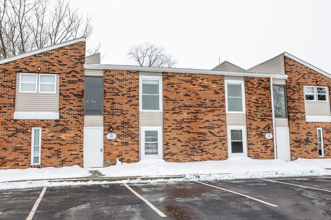 Townhouse in Choctaw Lake, Ohio, United States 3 - 18263711