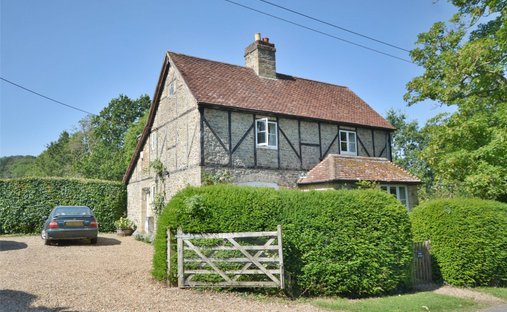 House in North Heath, Pulborough, England 1