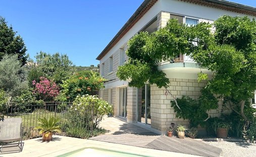 Haus in Montagne des Chèvres, Villeneuve-lès-Avignon, Frankreich 1
