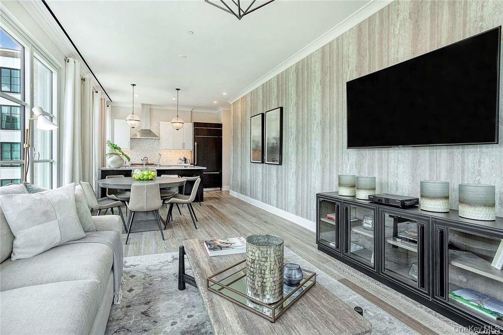 Condo in Glen Cove, New York, United States 3 - 18261649