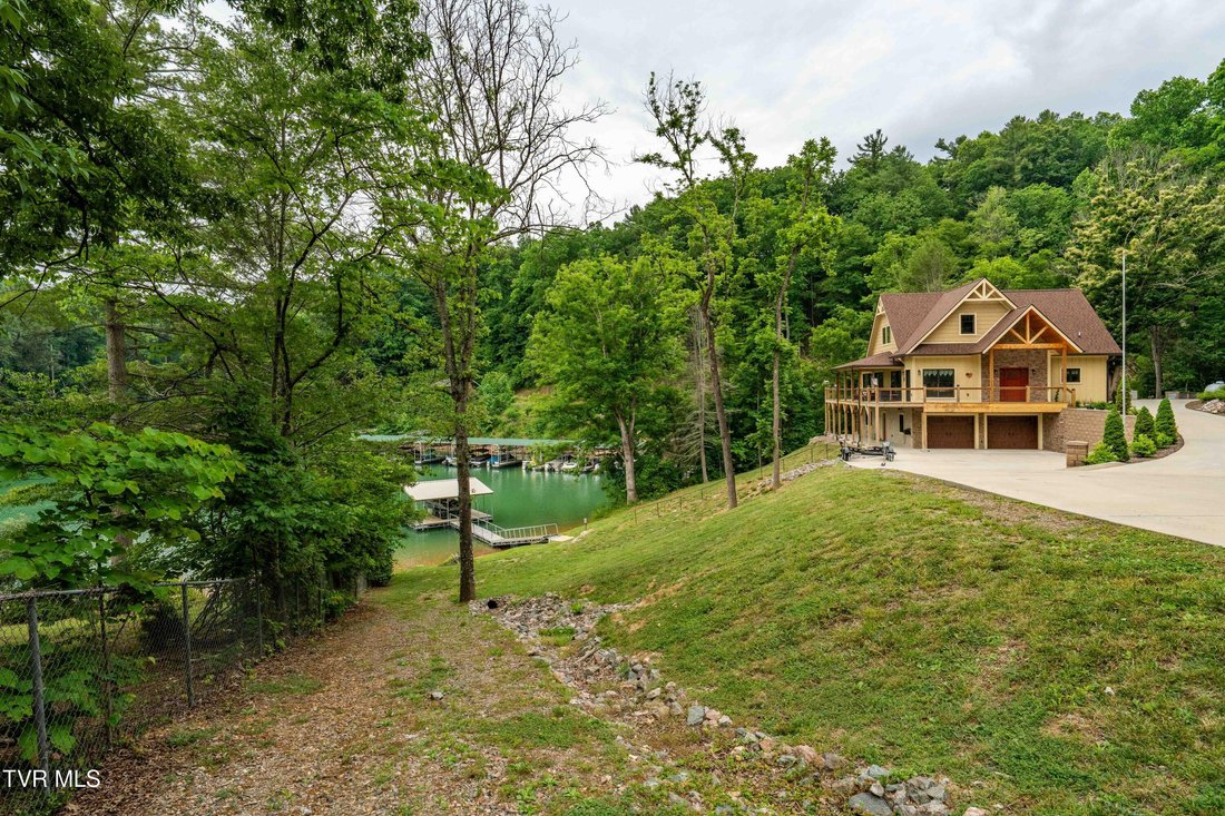 House in Mountain City, Tennessee, United States 5 - 18263022