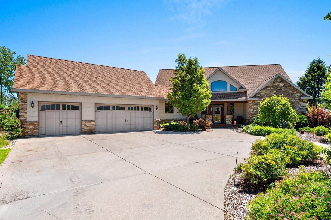 House in Manitowoc, Wisconsin, United States 2 - 18260968