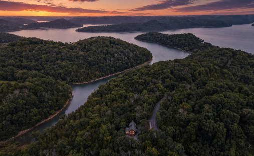 House in Smithville, Tennessee, United States 1