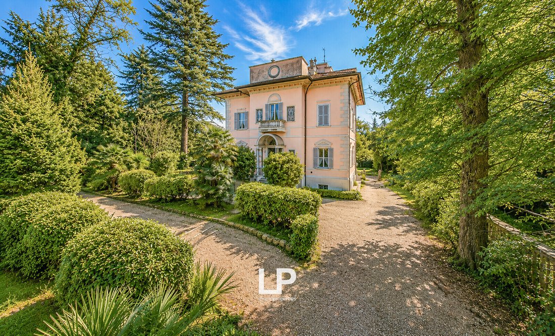 House in Masnago - Brunella, Varese, Lombardy 1 - 16848931