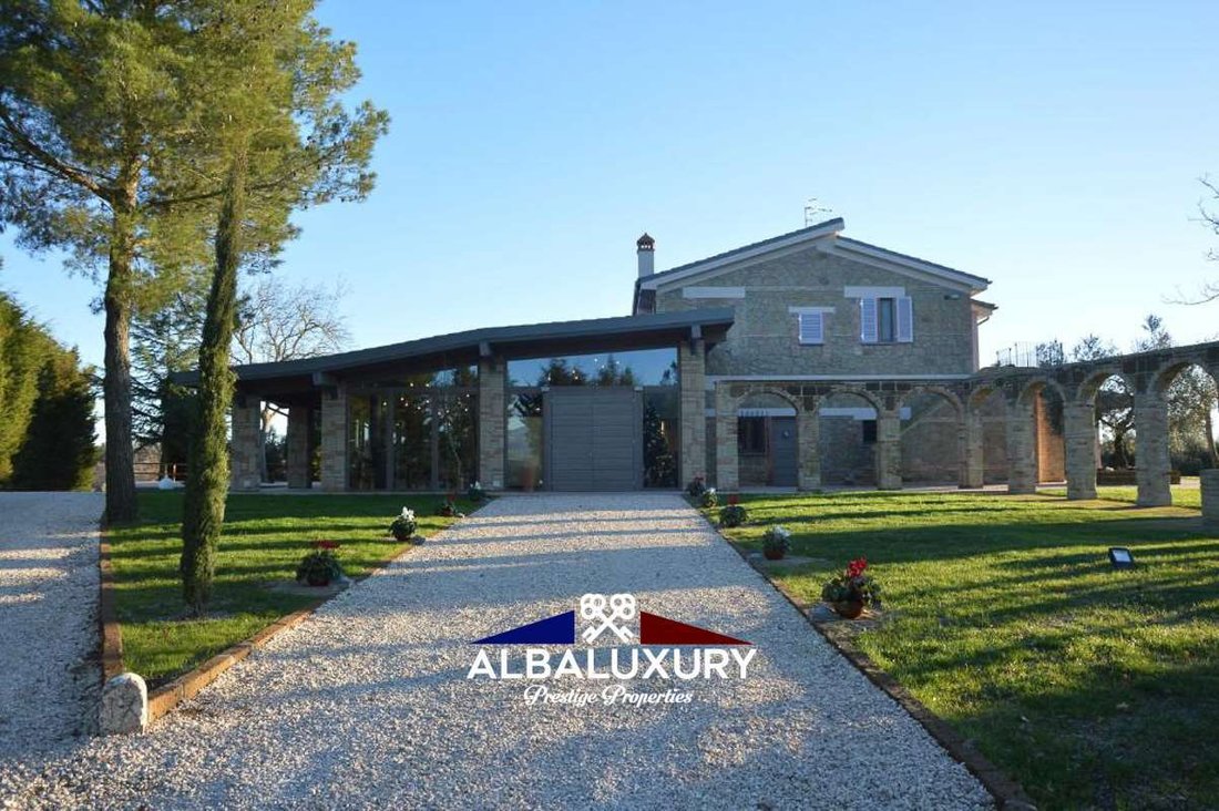 Villa in Pitigliano, Tuscany, Italy 3 - 16726075