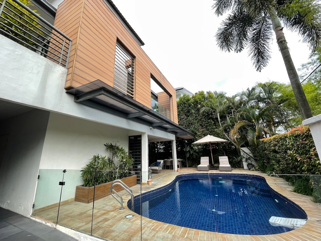 Kuala Lumpur, Federal Territory of Kuala Lumpur, Malaysia 1 - 18260875