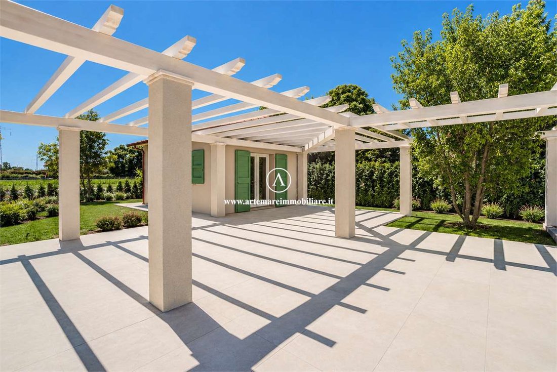 Villa in Pietrasanta, Tuscany, Italy 5 - 18258023