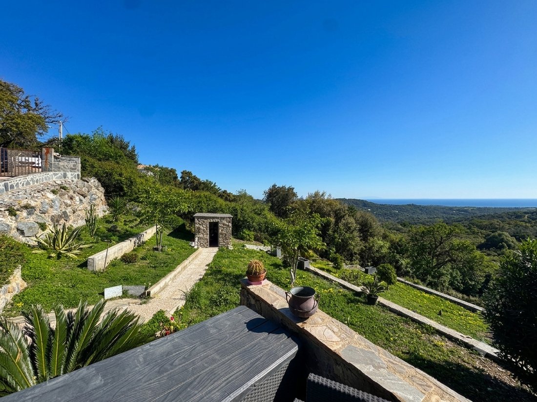 House in Chiatra, Corsica, France 3 - 18132338