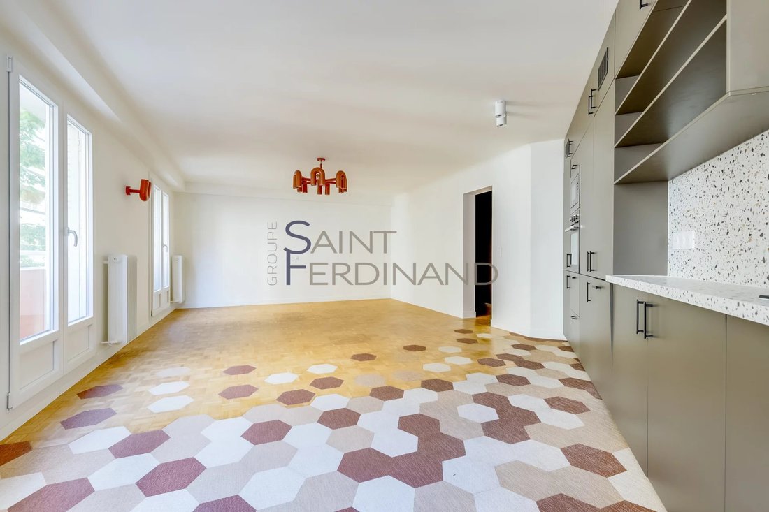 Apartment in Clignancourt-Jules Joffrin, Paris 18e Arrondissement, Paris 2 - 18262242