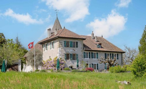 Haus in Satigny, Genf, Schweiz 1