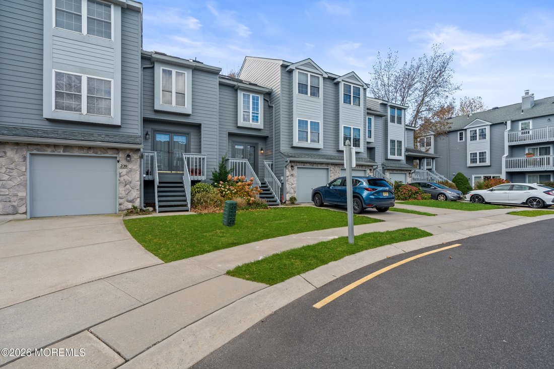 Condo in Neptune Township, New Jersey, United States 5 - 18263402