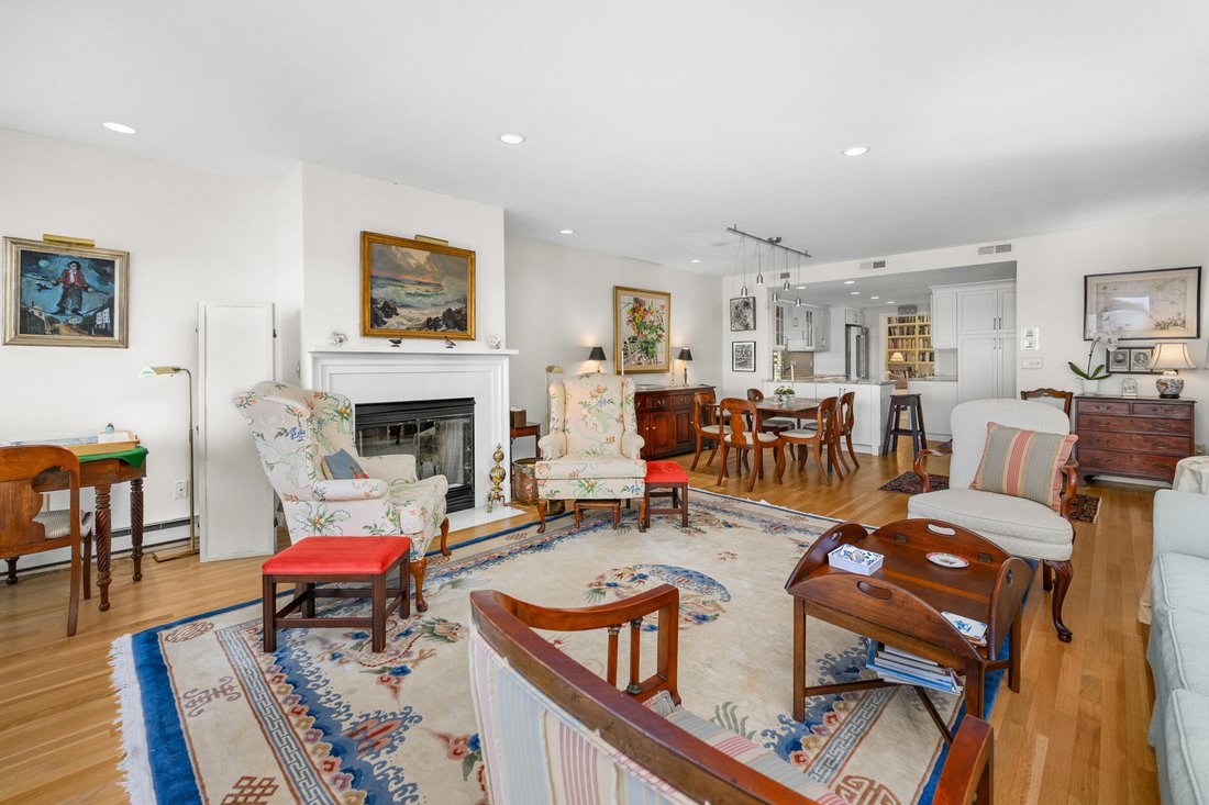 Condo in Harwich, Massachusetts, United States 4 - 18262972